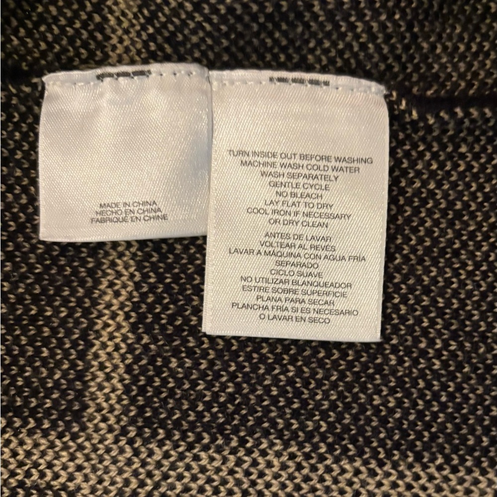 Anne Klein Black and tan sweater coat - Picture 5 of 5